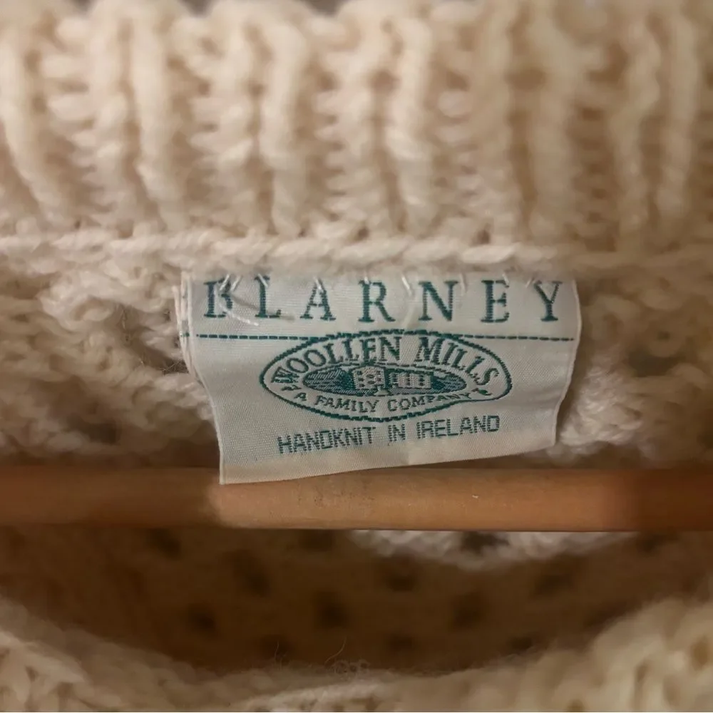 Hand knitted 100% wool Irish sweater - Picture 2 of 3